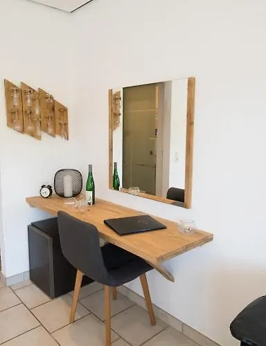 Szálloda Zum Anker Detzem